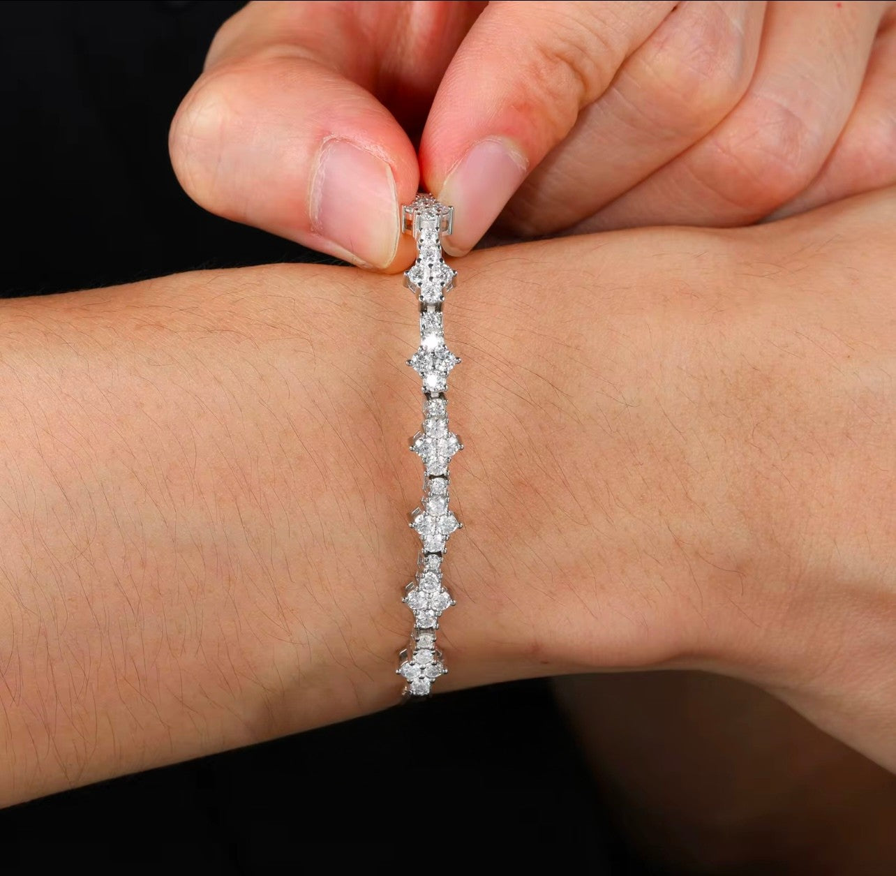 Star Bracelet – Celestial Radiance &amp; Refinement