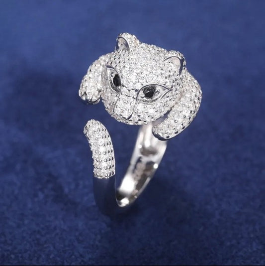 Anillo de leopardo: elegancia salvaje 